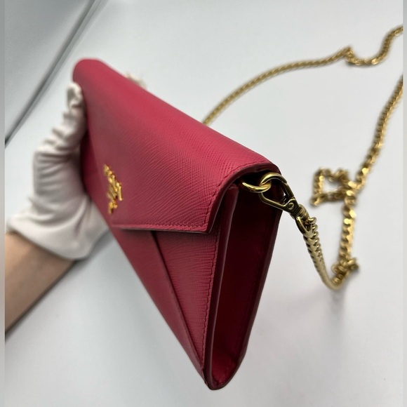 Prada Wallet on Chain - Picture 2 of 14